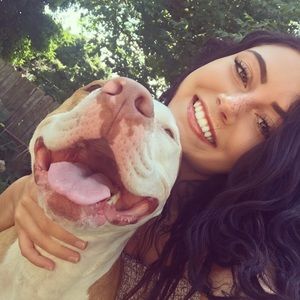 Meet your Posher, Sierra